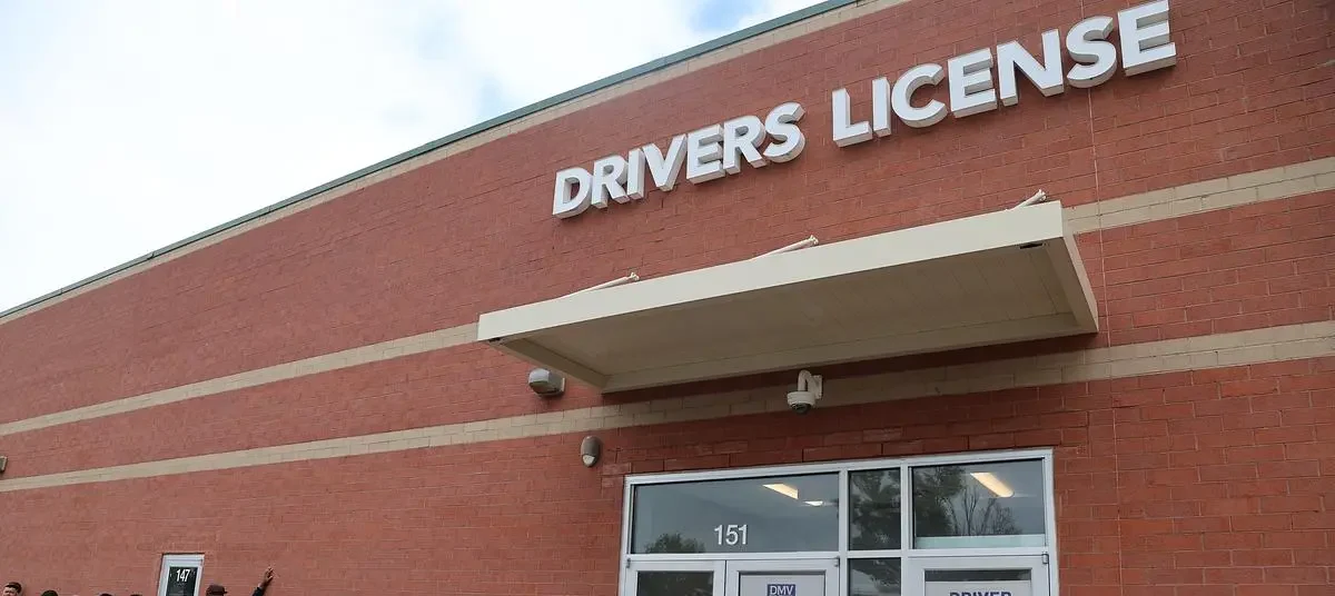 Driver license office with long waiting lines