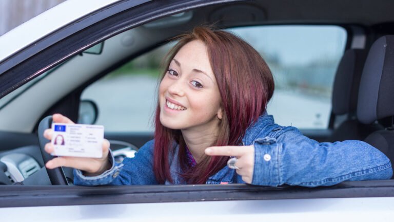 edad mínima para carnet de conducir coche