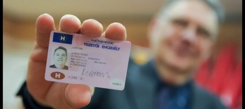 Vezetői engedély hosszabbítás online a Führerschein72h.de segítségével gyors feldolgozással