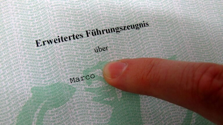Schnelle Beantragung eines Führungszeugnisses