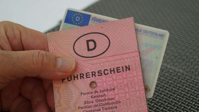 Europäischer Führerschein im Kreditkartenformat